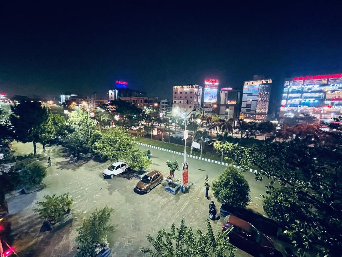 ホテル アティティ イン コルカタ エクステリア 写真